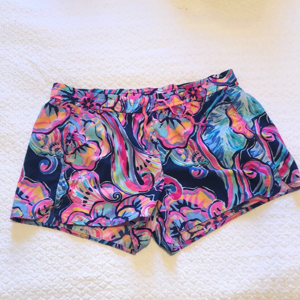 Large Lilly Pulitzer Run Around Short